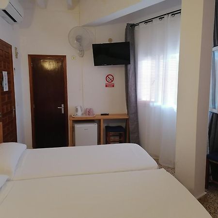 Hostal Pepe San Ferrán de ses Roques Kültér fotó