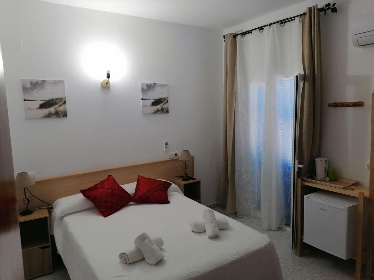Hostal Pepe San Ferrán de ses Roques Kültér fotó
